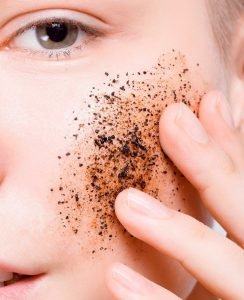 agresivno cisáenje koze